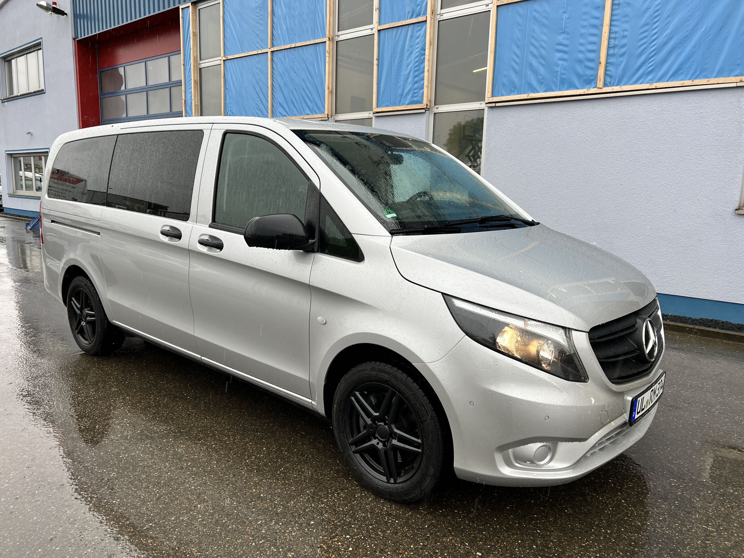 R. Metall & Truck Trading GmbH MAN TGL 8.190 Koffer